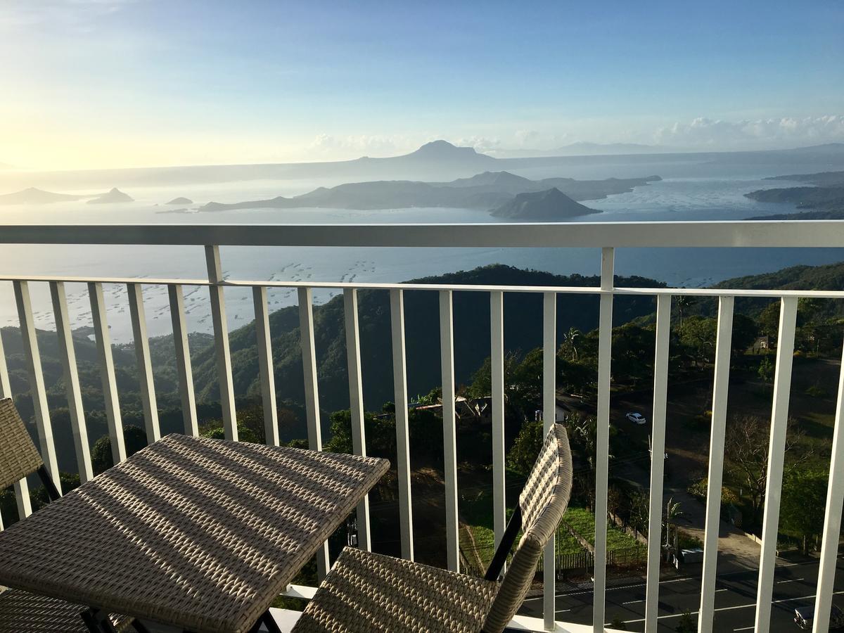 Breezy Wind 19Twentysix Apartman Tagaytay City Kültér fotó