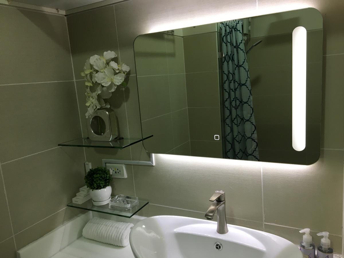 Breezy Wind 19Twentysix Apartman Tagaytay City Kültér fotó